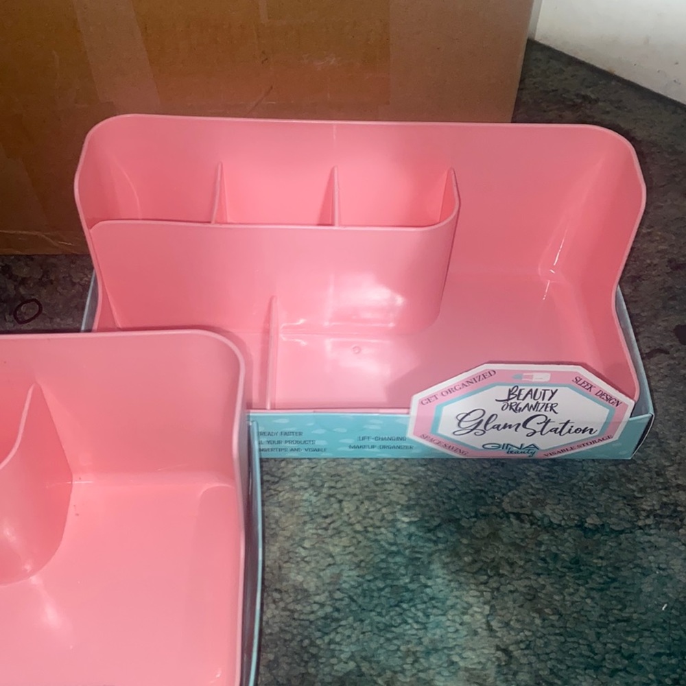 Makeup/desk Organizer